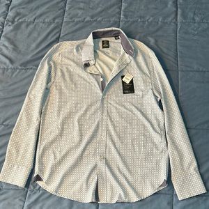 NWT Michael Strahan medium moisture wicking men’s shirt white blue button